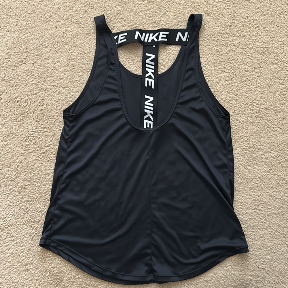 Nike Top - Picture 2 of 3